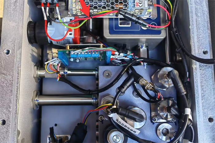 內類加工廠油液在線監測系統